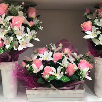 Floristería Ángeles flores artificiales rosadas